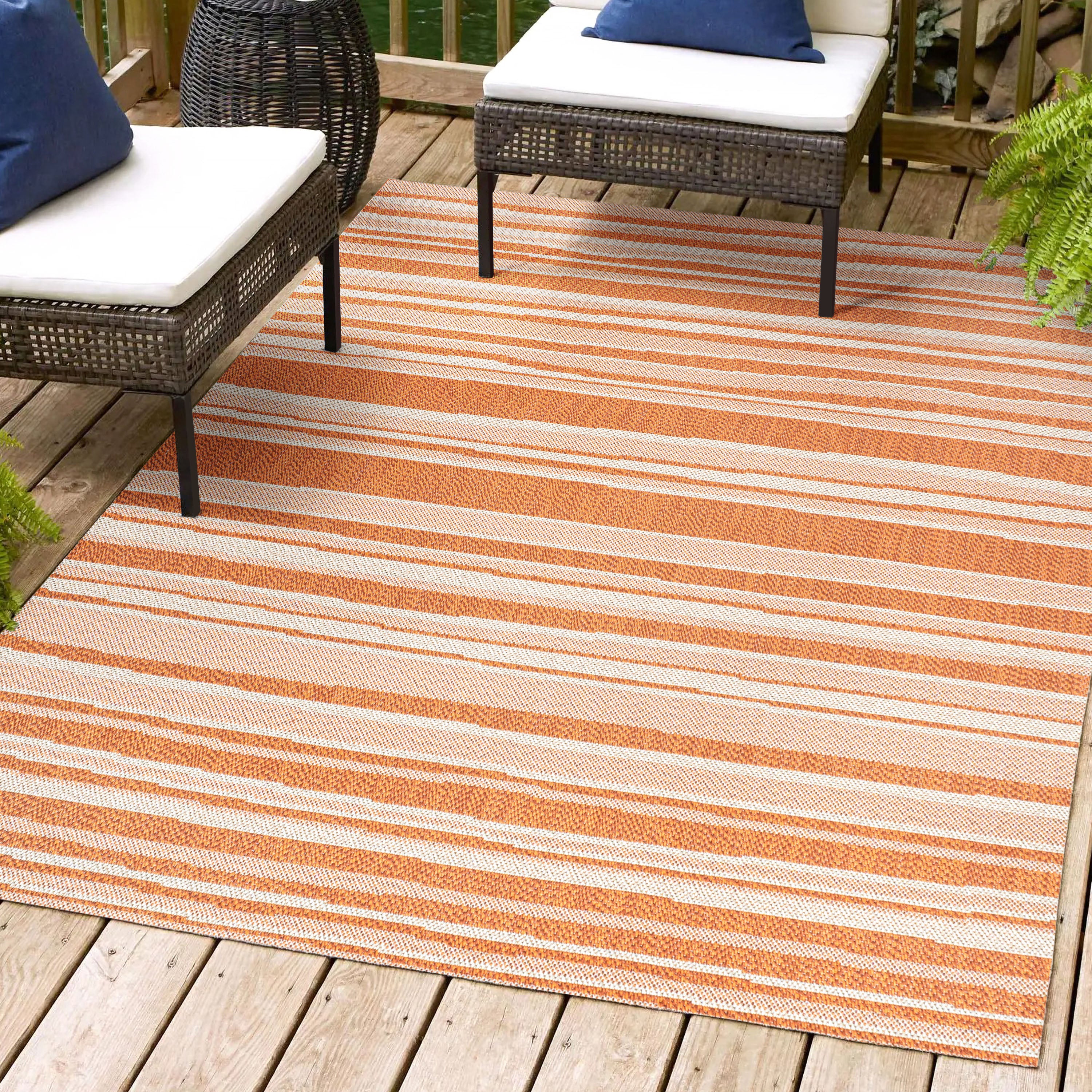 Castara Wavy Stripe Modern Indoor/Outdoor Area Rug