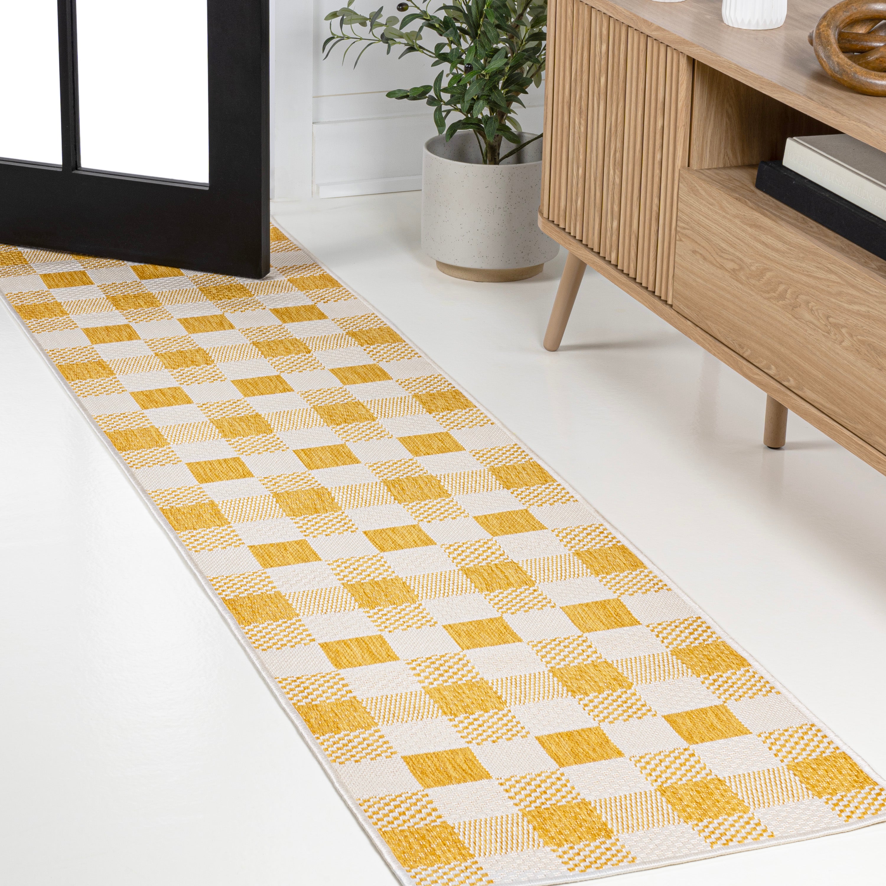 Darcy Traditional Geometric Bold Gingham Indoor/Outdoor Runner Rug