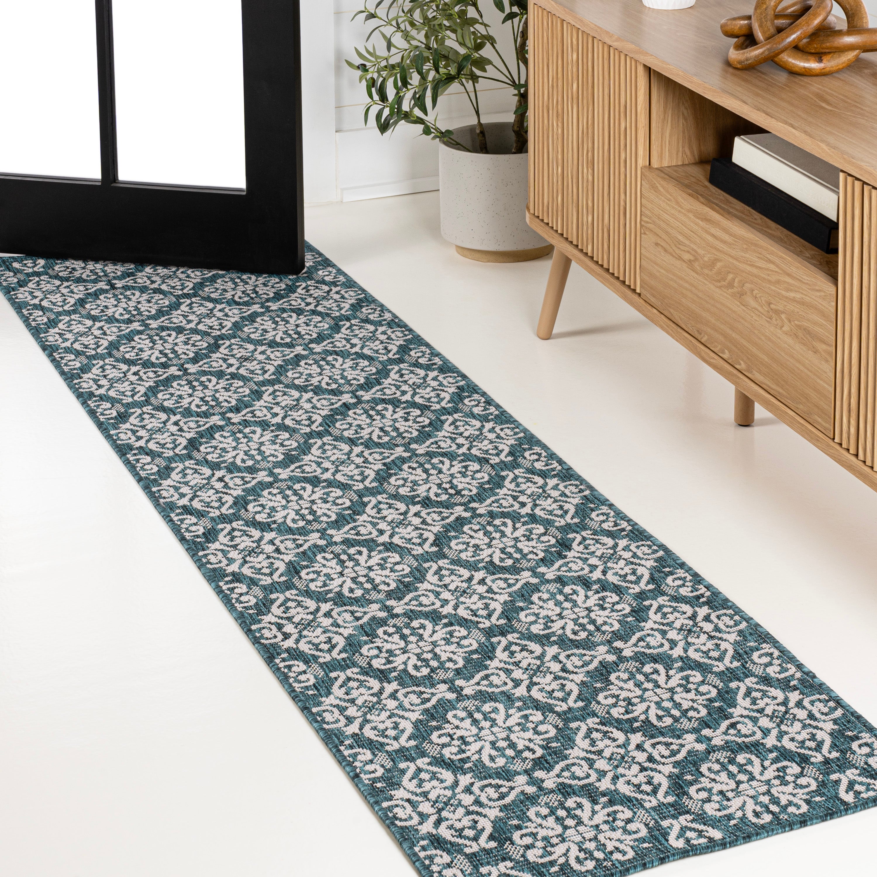 Amora Traditional Mediterranean Tile Design Indoor/Outdoor Runner Rug