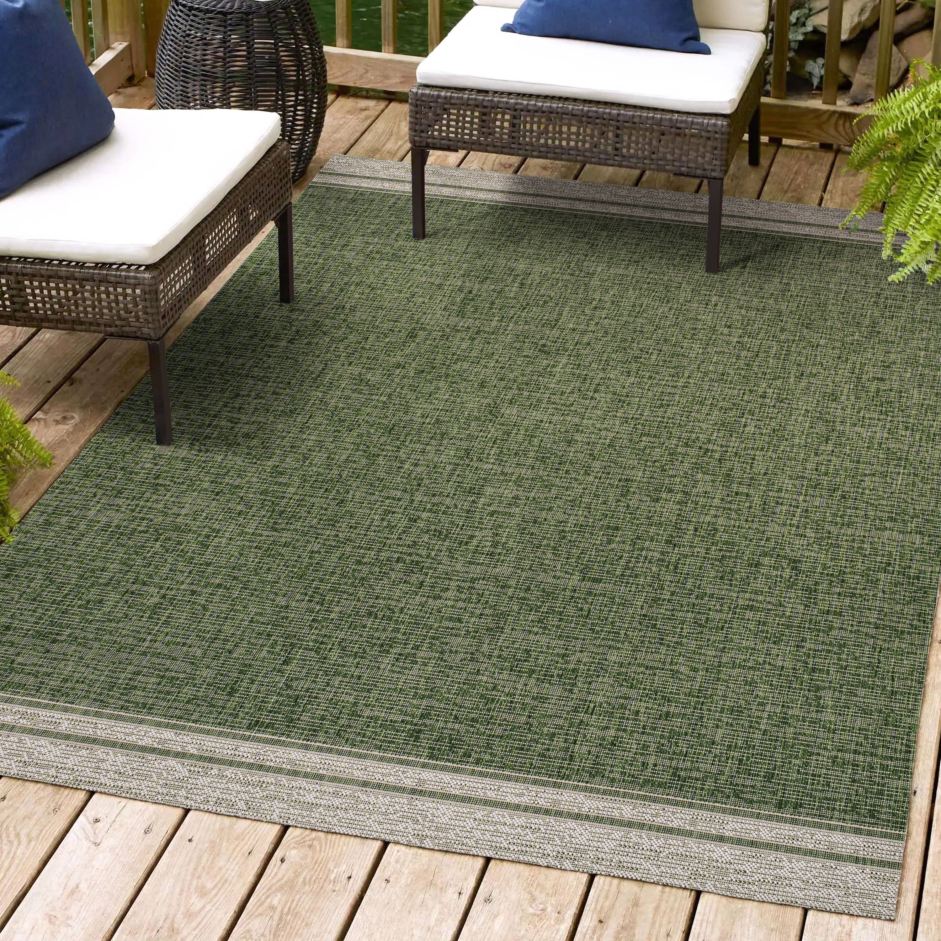 Alda Modern Minimalist Mingled Chic Solid Indoor/Outdoor Area Rug