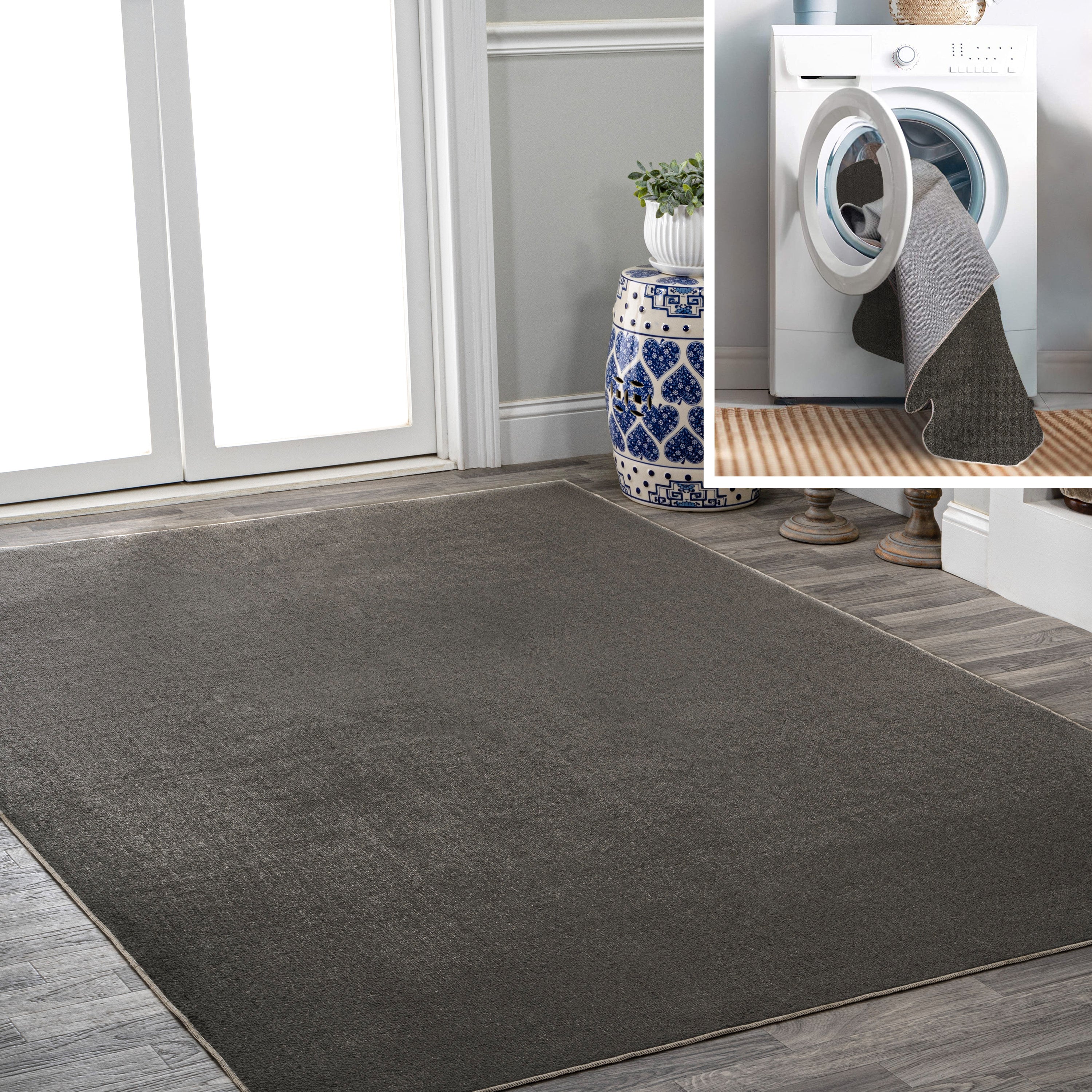 Twyla Classic Solid Low-Pile Machine-Washable Area Rug