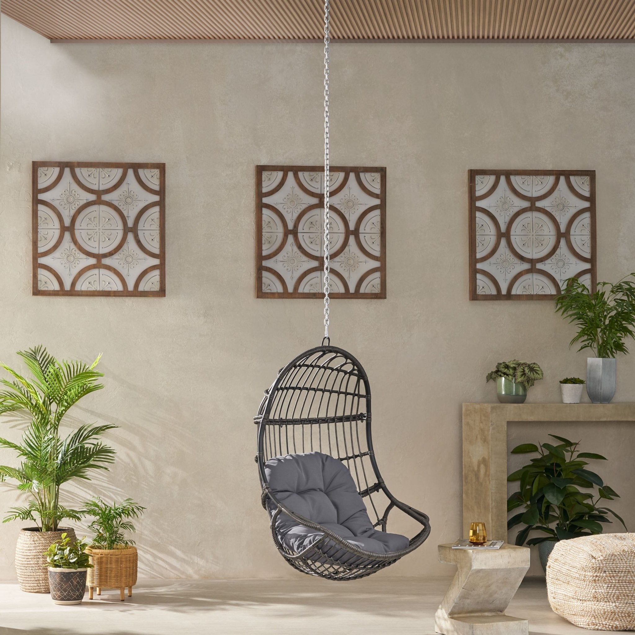 BERKSHIRE HANGING CHAIR WITH 8FT CHAIN - Tuesday Morning - Hammocks & Swings