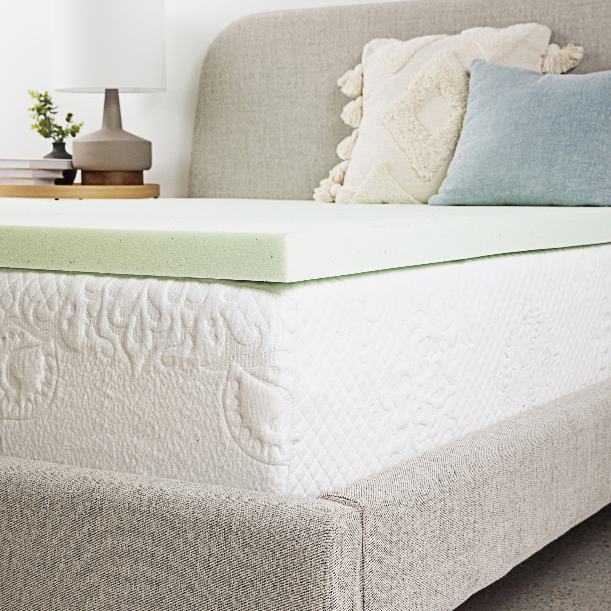 Bridgevine Home 2 inch Full Size Cool Gel Memory Foam Mattress Topper - Tuesday Morning - Mattress Toppers