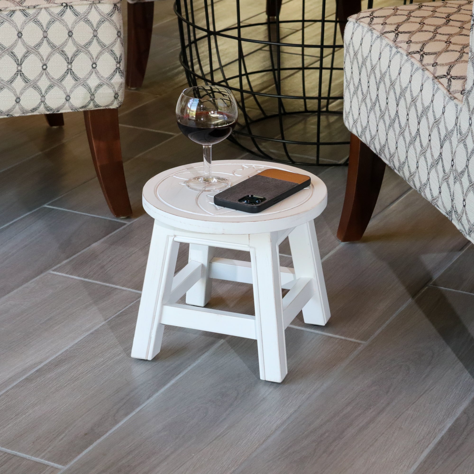 Carved Wooden Step Stool, Queen Bee, Antique White - Tuesday Morning - Table & Bar Stools