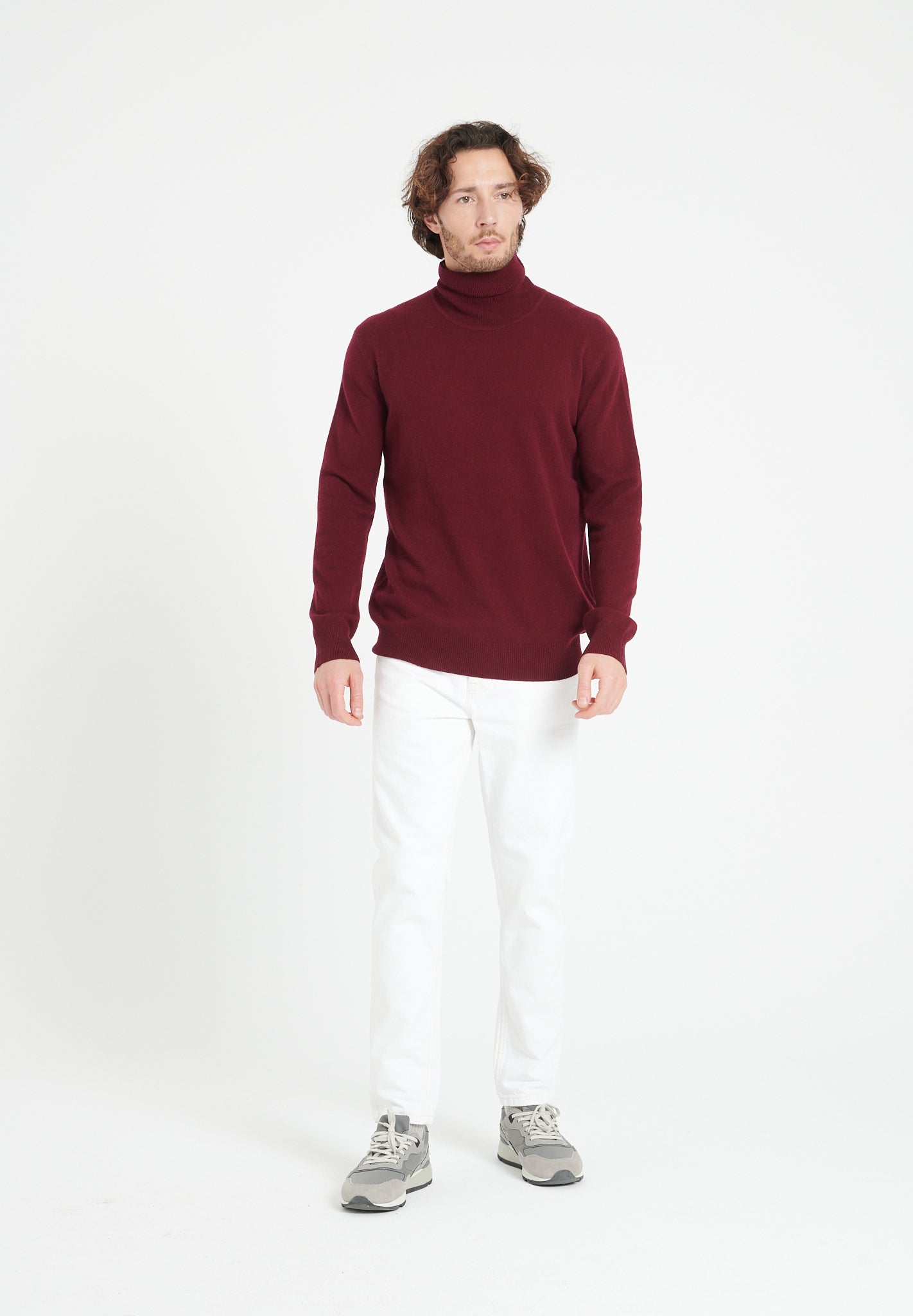 Cashmere turtleneck sweater in bordeaux red - Tuesday Morning - Sweaters & Hoodies