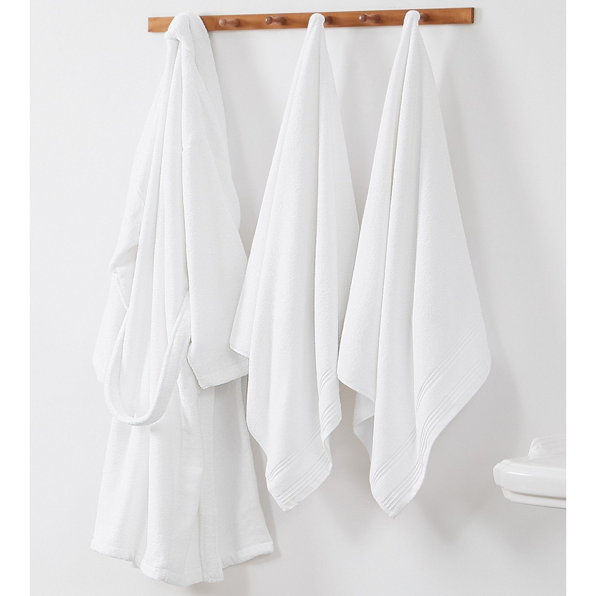 Christian Siriano NY™ Towel and Robe Set - 2 Color Options - Tuesday Morning - Bath Towel Sets