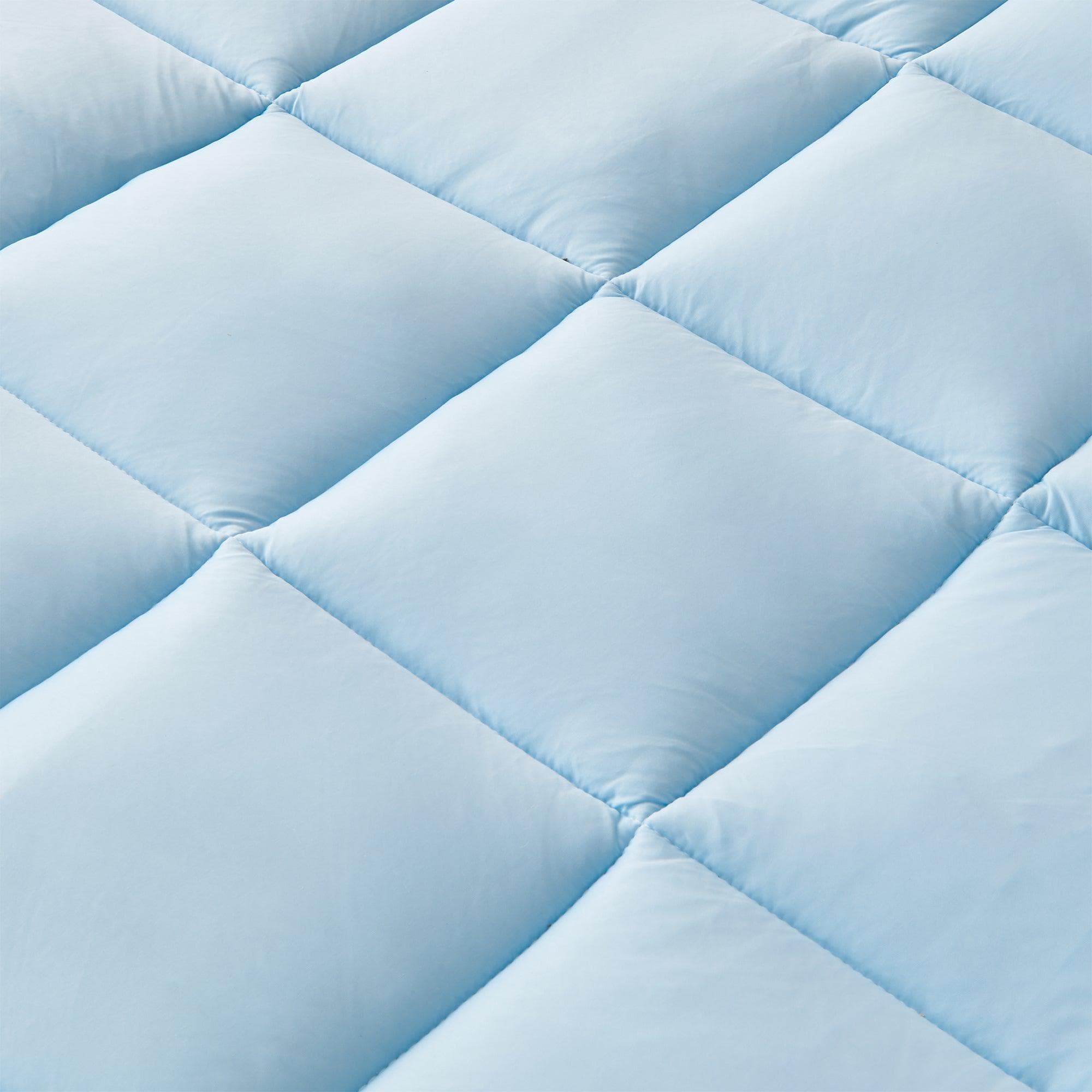 Great Bay Home King / Light Blue 2 Inch Thick Cooling Mattress Pad - Finley 2 Inch Thick Cooling Mattress Topper | Finley Collection 