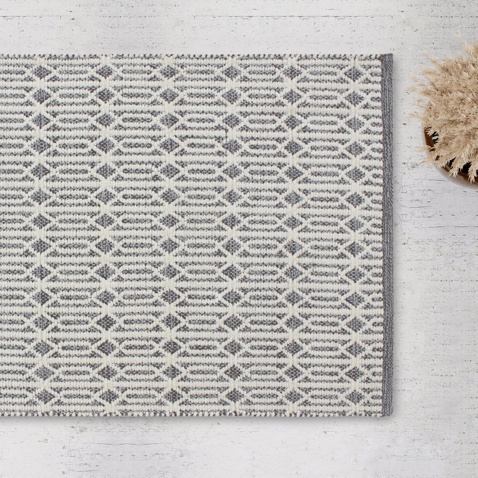 Patina Vie Maison Rugs 3’ x 5’ / Navy / Tan Geometric Boho Inspired Woven Geometric Accent Rugs