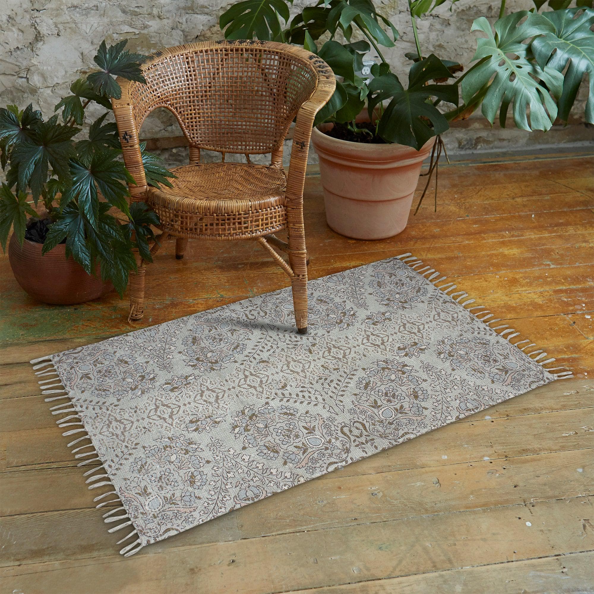 Patina Vie Maison Rugs Hand Tufted Boho Accent Rug with Tassels