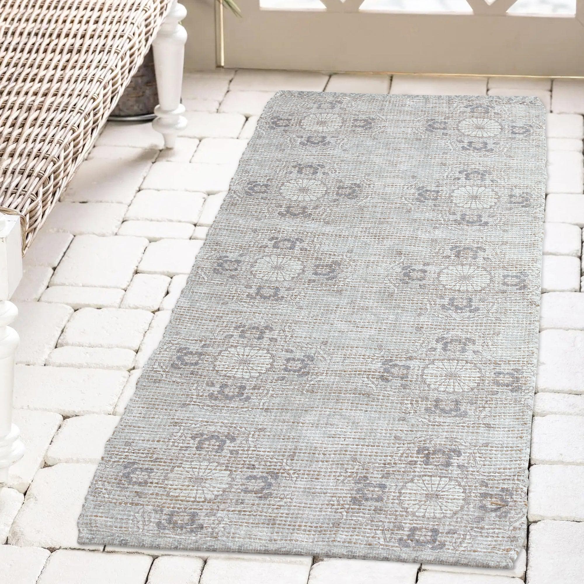 Patina Vie Maison Rugs 2' x 5' / Grey Floral Medallion Hand Tufted Cotton/Jute Flatweave Boho Rug